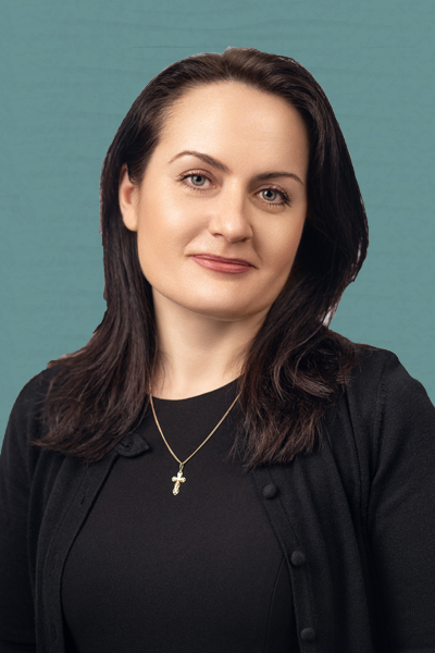 Dr Anna Kurayev